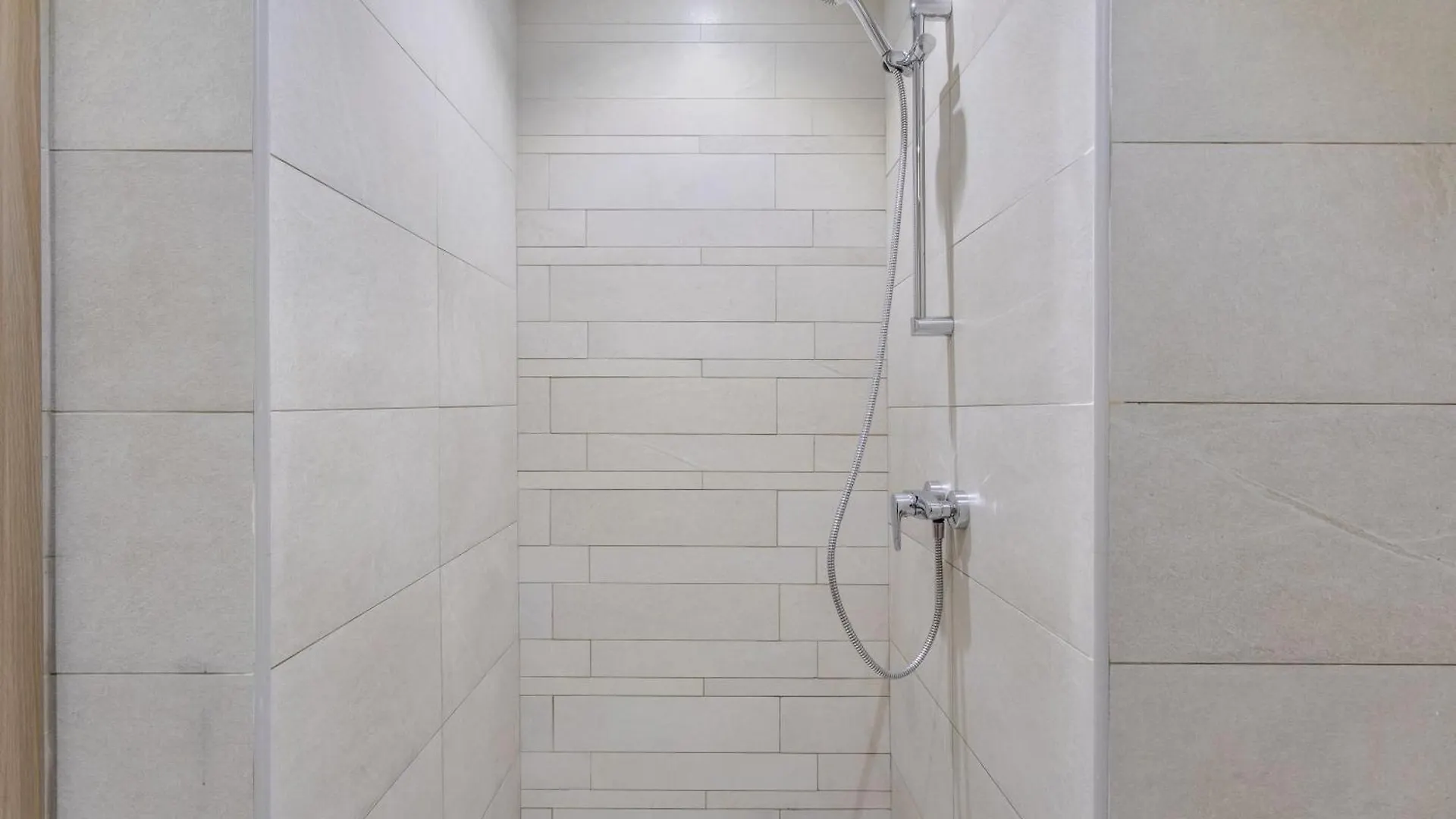 Stylish & Luxury Apt Riviera 19 2 Adult & 1 Kid ドバイ アラブ首長国連邦